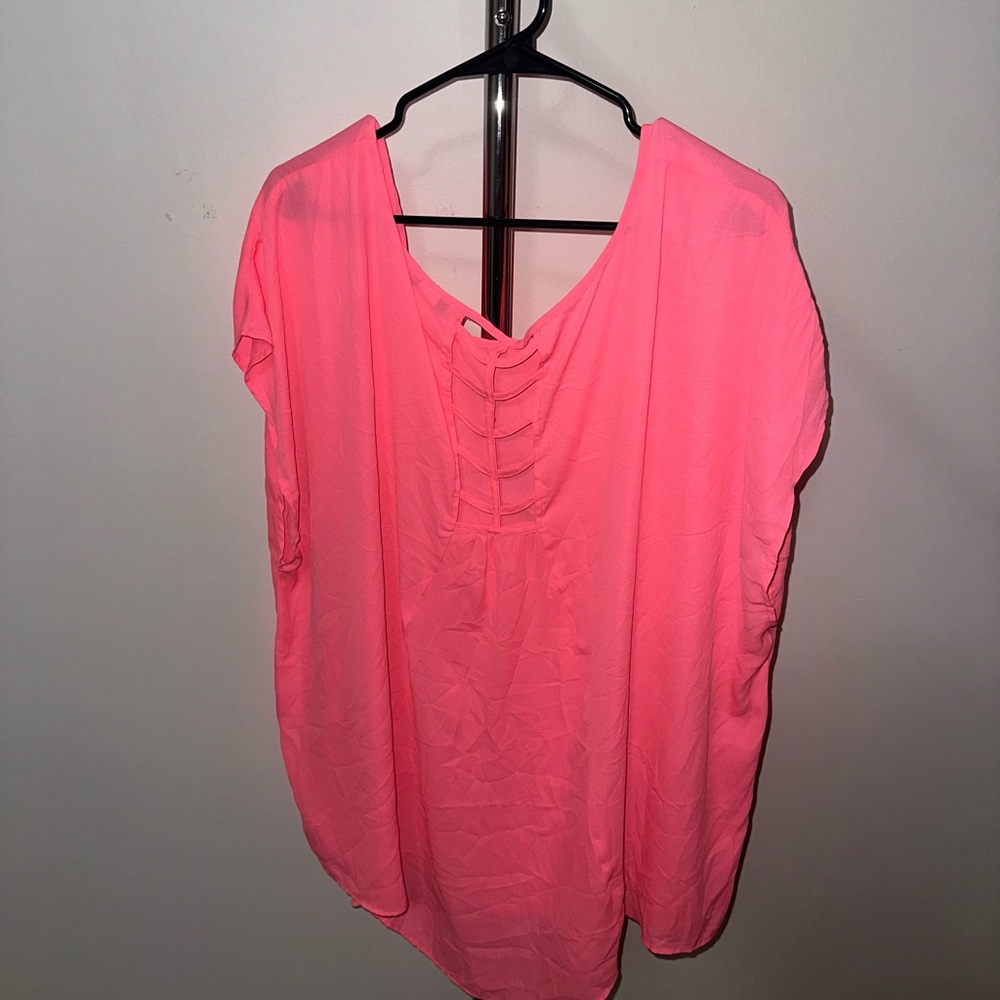 TORRID TOP 4 - Picture 2 of 3